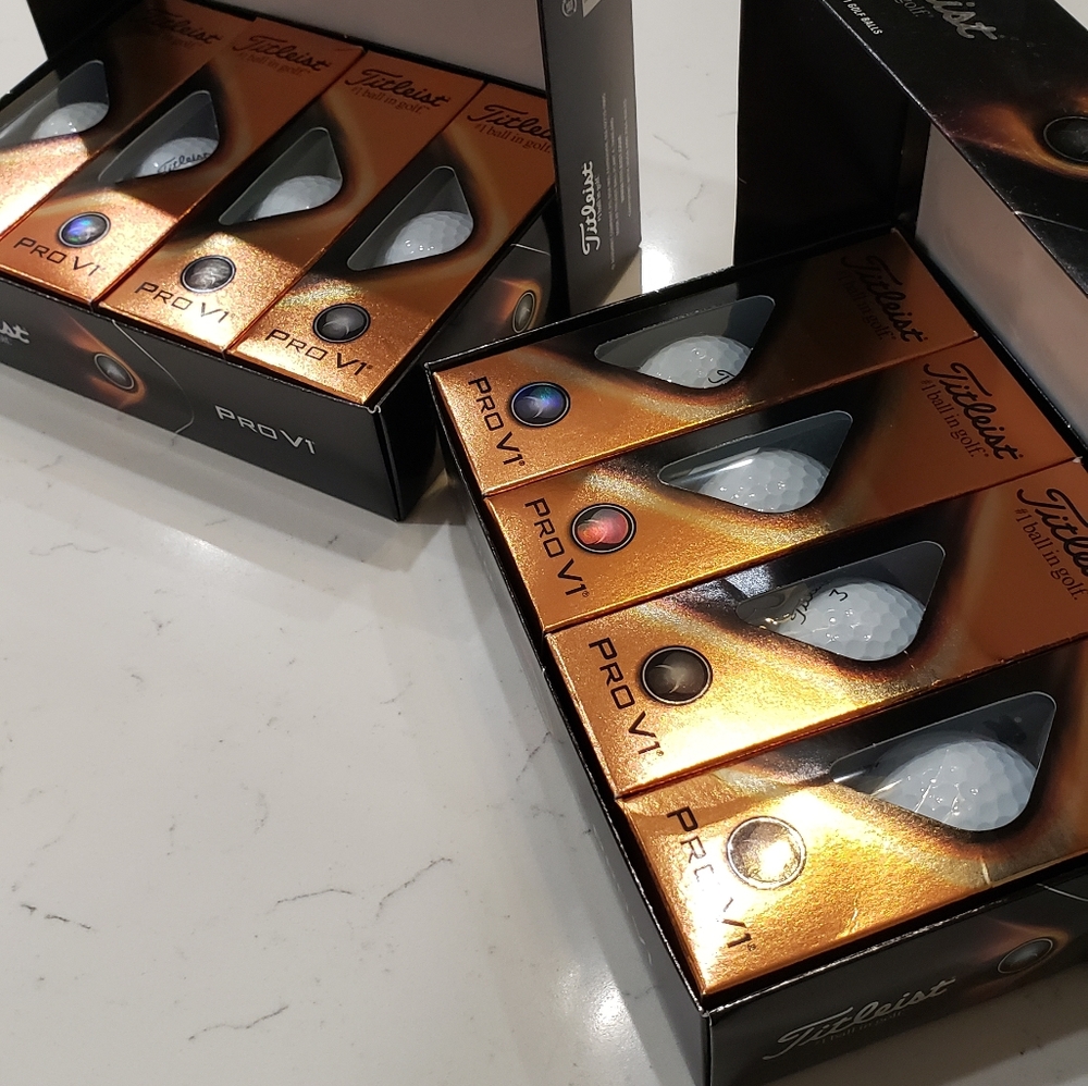 Titleist ProV1's (12) Promotion Boxed set.
